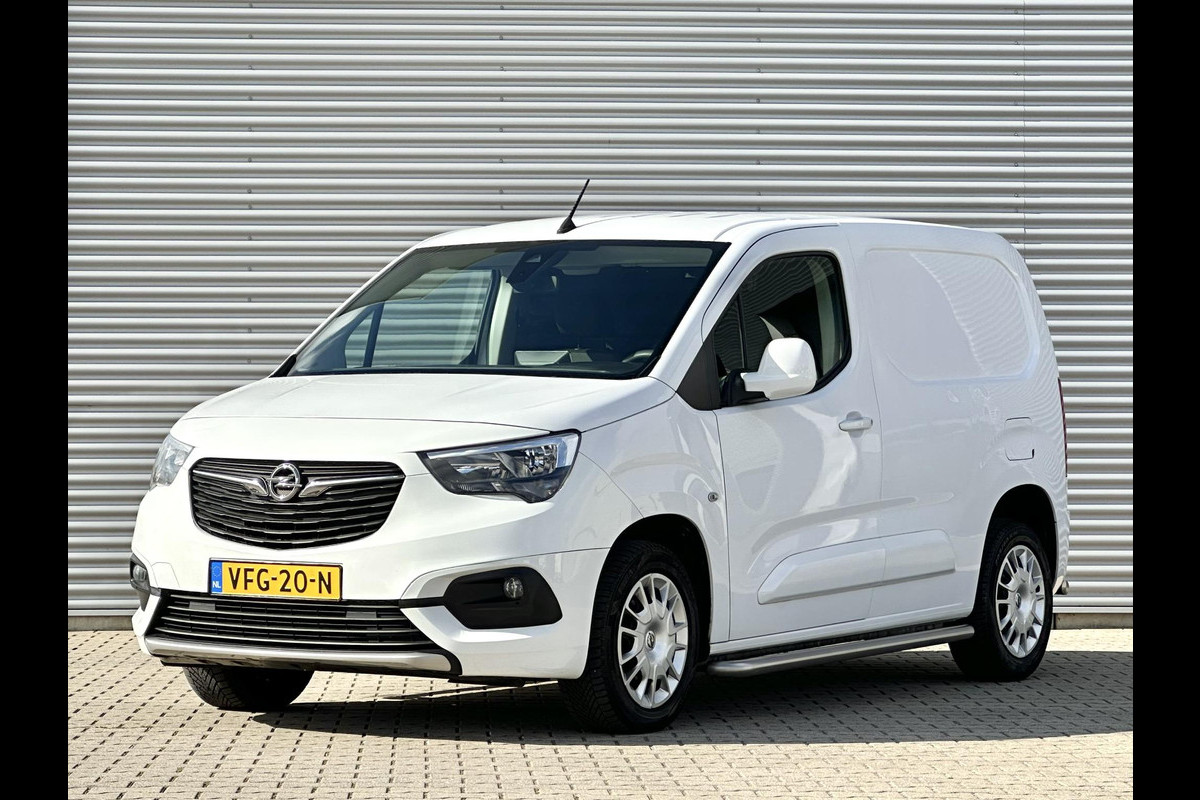 Opel Combo 1.5D L1H1 Edition Navi|Cruise|Airco|Bumpers wit Opel Combo 1.5D L1H1 Edition Navi|Cruise|Airco|Bumpers wit