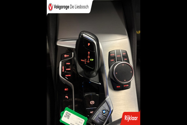 BMW 5 Serie Touring 530e xDrive High Executive/leer/pano/navi/trekhaak/apple carplay