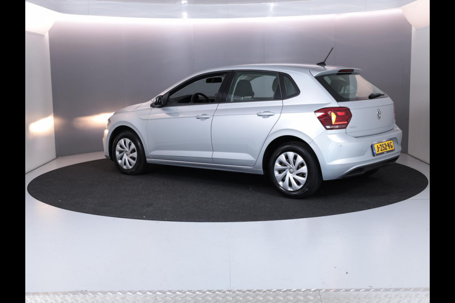 Volkswagen Polo 1.0 TSI Comfortline 95pk | Navigatie | PDC voor + achter | Carplay | Adaptieve cruise control | Airco Volkswagen Polo 1.0 TSI Comfortline 95pk | Navigatie | PDC voor + achter | Carplay | Adaptieve cruise control | Airco
