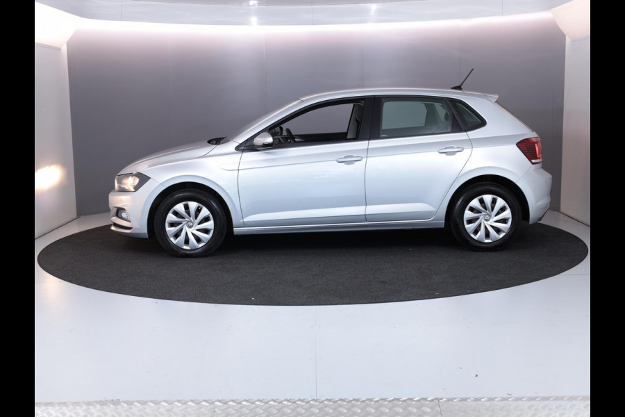 Volkswagen Polo 1.0 TSI Comfortline 95pk | Navigatie | PDC voor + achter | Carplay | Adaptieve cruise control | Airco Volkswagen Polo 1.0 TSI Comfortline 95pk | Navigatie | PDC voor + achter | Carplay | Adaptieve cruise control | Airco