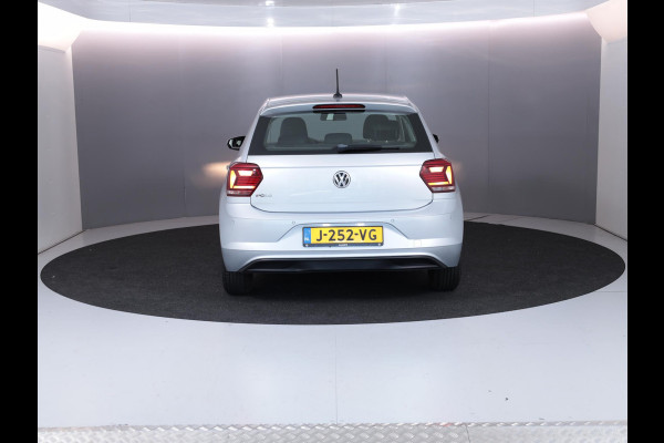 Volkswagen Polo 1.0 TSI Comfortline 95pk | Navigatie | PDC voor + achter | Carplay | Adaptieve cruise control | Airco Volkswagen Polo 1.0 TSI Comfortline 95pk | Navigatie | PDC voor + achter | Carplay | Adaptieve cruise control | Airco