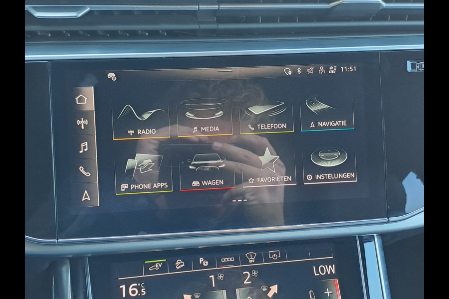 Audi Q7 55 TFSI e quattro Pro Line Plus S-line | Matrix LED | Luchtvering | Trekhaak | Leder | Keyless | HUD | Camera | ACC | Audi Q7 55 TFSI e quattro Pro Line Plus S-line | Matrix LED | Luchtvering | Trekhaak | Leder | Keyless | HUD | Camera | ACC |
