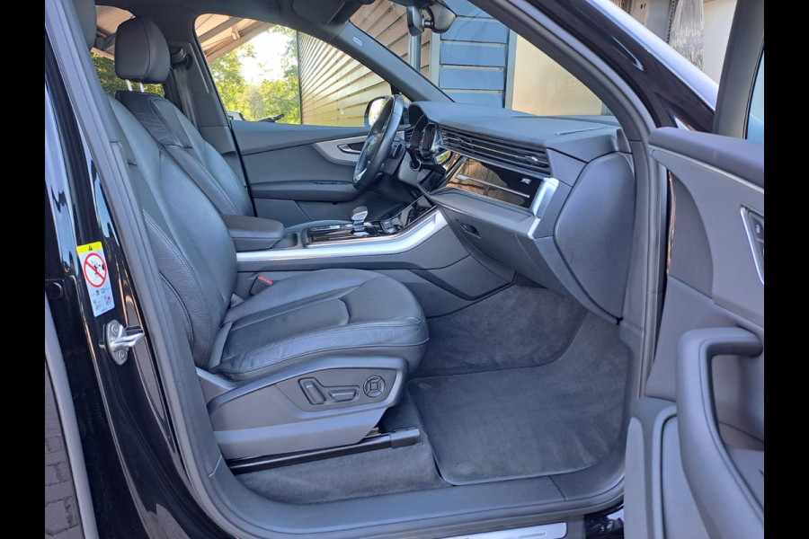 Audi Q7 55 TFSI e quattro Pro Line Plus S-line | Matrix LED | Luchtvering | Trekhaak | Leder | Keyless | HUD | Camera | ACC | Audi Q7 55 TFSI e quattro Pro Line Plus S-line | Matrix LED | Luchtvering | Trekhaak | Leder | Keyless | HUD | Camera | ACC |