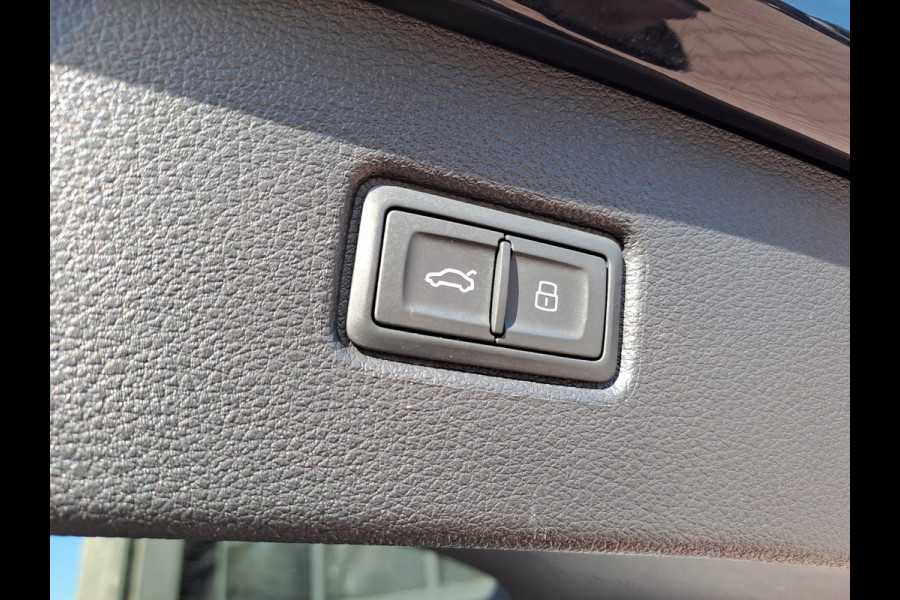Audi Q7 55 TFSI e quattro Pro Line Plus S-line | Matrix LED | Luchtvering | Trekhaak | Leder | Keyless | HUD | Camera | ACC | Audi Q7 55 TFSI e quattro Pro Line Plus S-line | Matrix LED | Luchtvering | Trekhaak | Leder | Keyless | HUD | Camera | ACC |