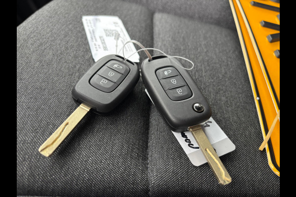 Renault Master T35 2.0 DCI 150 PK L2H2 RED EDITION TREKHAAK PACK STORAGE CAMERA ** ZIE OPMERKINGEN **