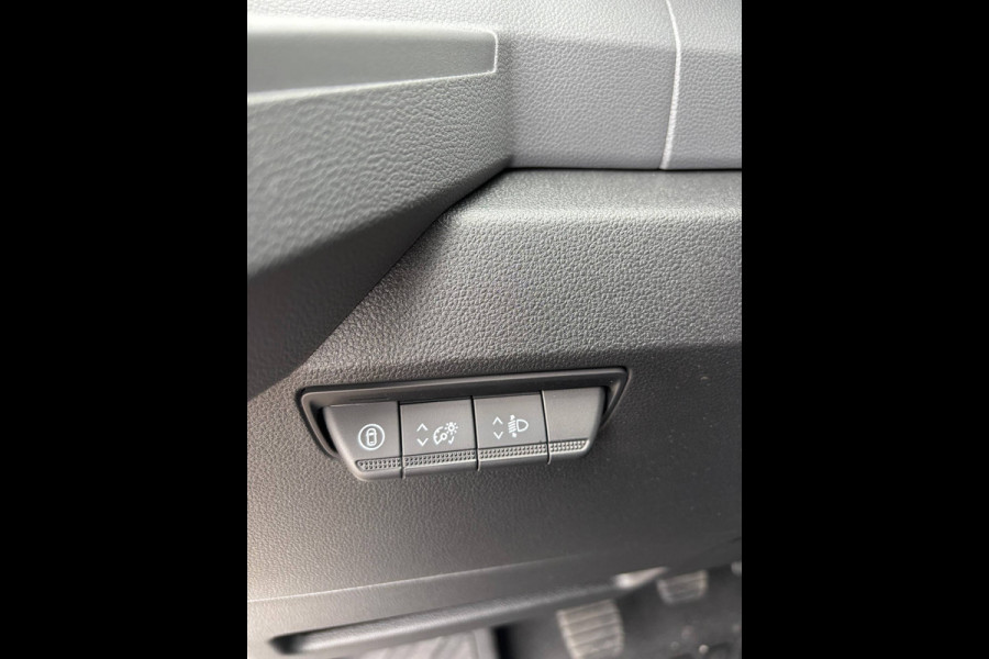 Renault Master T35 2.0 DCI 150 PK L2H2 RED EDITION TREKHAAK PACK STORAGE CAMERA ** ZIE OPMERKINGEN **