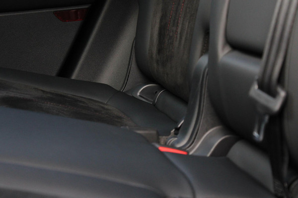 Ford Kuga 2.5 FHEV ST-Line X |190pk | Driver Assistance Pack | Winterpack | Panoramadak | Technology Pack | Geen Stekker nodig | All Season banden