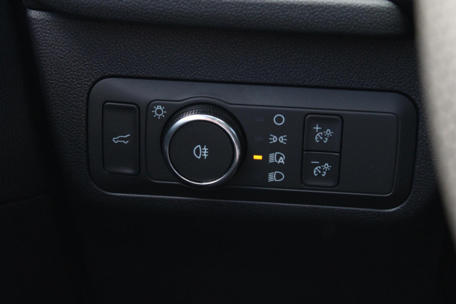 Ford Kuga 2.5 FHEV ST-Line X |190pk | Driver Assistance Pack | Winterpack | Panoramadak | Technology Pack | Geen Stekker nodig | All Season banden