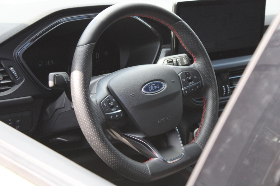 Ford Kuga 2.5 FHEV ST-Line X |190pk | Driver Assistance Pack | Winterpack | Panoramadak | Technology Pack | Geen Stekker nodig | All Season banden