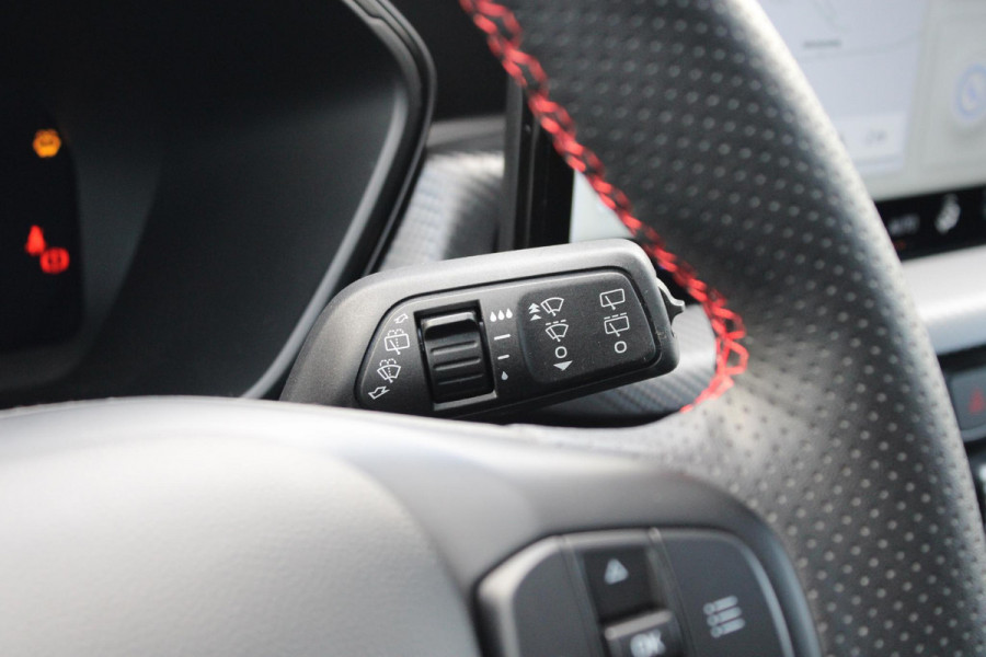 Ford Kuga 2.5 FHEV ST-Line X |190pk | Driver Assistance Pack | Winterpack | Panoramadak | Technology Pack | Geen Stekker nodig | All Season banden