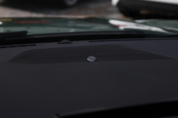 Ford Kuga 2.5 FHEV ST-Line X |190pk | Driver Assistance Pack | Winterpack | Panoramadak | Technology Pack | Geen Stekker nodig | All Season banden