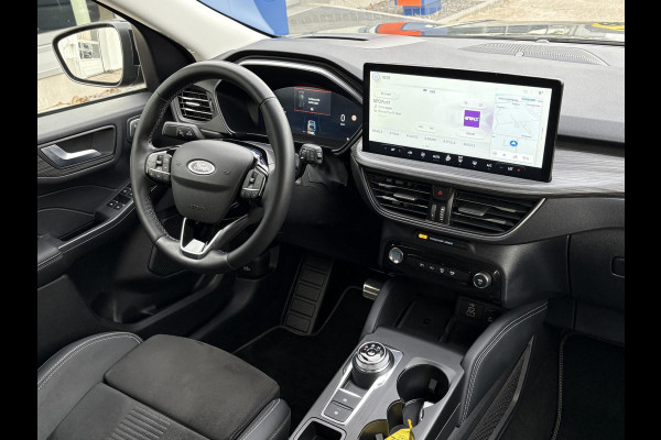 Ford Kuga 2.5 FHEV Active X 190pk | Driver Assistance Pack | Technology Pack | Panoramadak | All Weather Banden | Geen stekker nodig Ford Kuga 2.5 FHEV Active X 190pk | Driver Assistance Pack | Technology Pack | Panoramadak | All Weather Banden | Geen stekker nodig