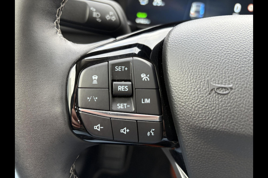 Ford Kuga 2.5 FHEV Active X 190pk | Driver Assistance Pack | Technology Pack | Panoramadak | All Weather Banden | Geen stekker nodig Ford Kuga 2.5 FHEV Active X 190pk | Driver Assistance Pack | Technology Pack | Panoramadak | All Weather Banden | Geen stekker nodig