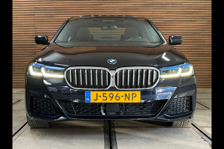 BMW 5 Serie 530e High Executive M-Sport Shadow Line | Laser | LCI | Pano | Drive Assist Prof | 19' inch BMW 5 Serie 530e High Executive M-Sport Shadow Line | Laser | LCI | Pano | Drive Assist Prof | 19' inch