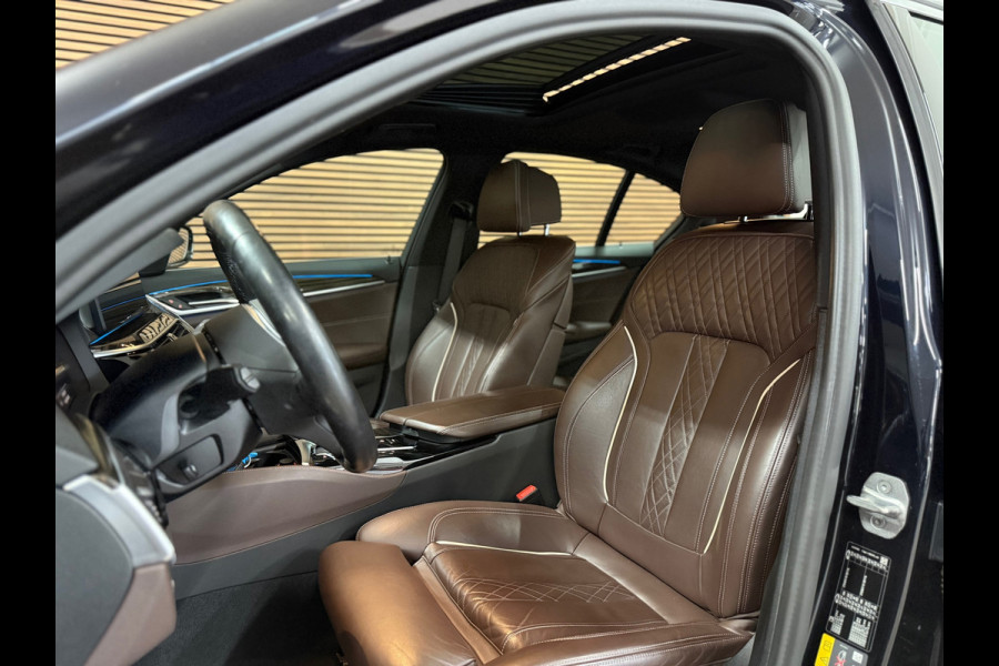 BMW 5 Serie 530e High Executive M-Sport Shadow Line | Laser | LCI | Pano | Drive Assist Prof | 19' inch BMW 5 Serie 530e High Executive M-Sport Shadow Line | Laser | LCI | Pano | Drive Assist Prof | 19' inch