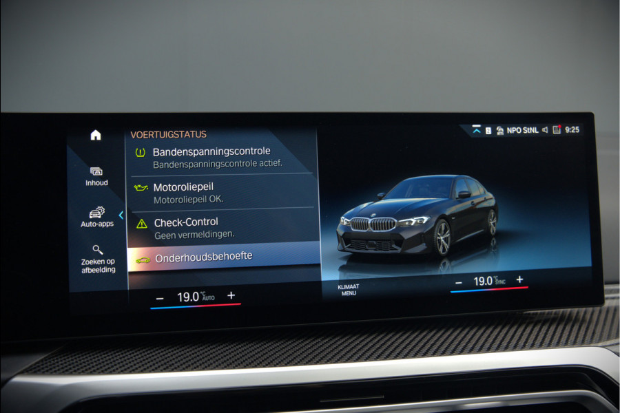 BMW 3-serie 320e High Executive M Sport | Panoramadak | Harman Kardon | Carbon | Camera | Adaptive LED | Stoelverwarming | Stuurverwarming | Apple Carplay | Navigatie | Cruise Control | Memory Seat | Trekhaak | Keyless | Shadowline