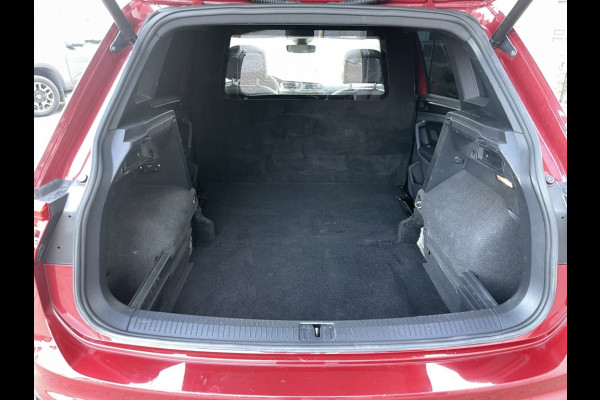 Volkswagen Tiguan 2.0 TDI 150PK Aut. R-line 4Motion | Grijs kenteken Volkswagen Tiguan 2.0 TDI 150PK Aut. R-line 4Motion | Grijs kenteken