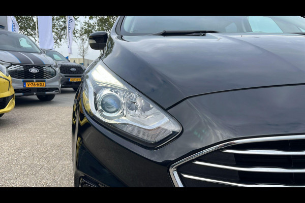 Ford S-Max 2.5 FHEV Titanium 7P 190pk | SYNC 3 Navigatie | Apple Carplay/Android Auto | 7 Persoons! | Camera Ford S-Max 2.5 FHEV Titanium 7P 190pk | SYNC 3 Navigatie | Apple Carplay/Android Auto | 7 Persoons! | Camera