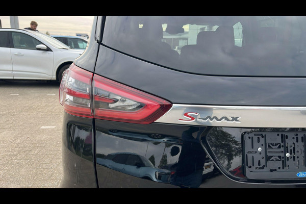 Ford S-Max 2.5 FHEV Titanium 7P 190pk | SYNC 3 Navigatie | Apple Carplay/Android Auto | 7 Persoons! | Camera Ford S-Max 2.5 FHEV Titanium 7P 190pk | SYNC 3 Navigatie | Apple Carplay/Android Auto | 7 Persoons! | Camera