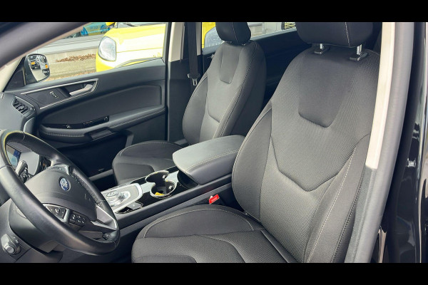 Ford S-Max 2.5 FHEV Titanium 7P 190pk | SYNC 3 Navigatie | Apple Carplay/Android Auto | 7 Persoons! | Camera Ford S-Max 2.5 FHEV Titanium 7P 190pk | SYNC 3 Navigatie | Apple Carplay/Android Auto | 7 Persoons! | Camera