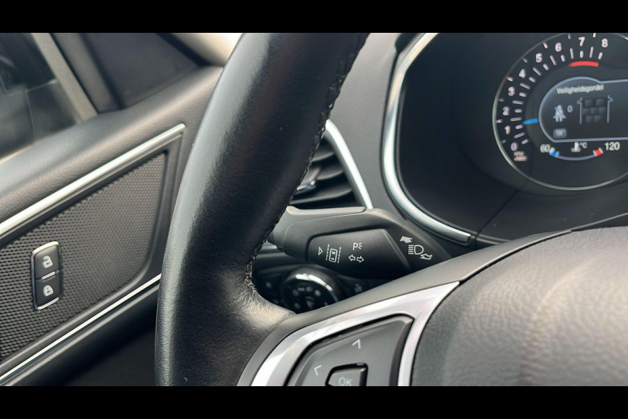 Ford S-Max 2.5 FHEV Titanium 7P 190pk | SYNC 3 Navigatie | Apple Carplay/Android Auto | 7 Persoons! | Camera Ford S-Max 2.5 FHEV Titanium 7P 190pk | SYNC 3 Navigatie | Apple Carplay/Android Auto | 7 Persoons! | Camera