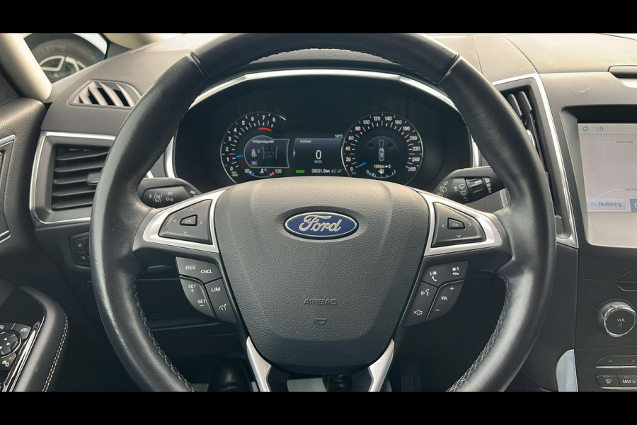 Ford S-Max 2.5 FHEV Titanium 7P 190pk | SYNC 3 Navigatie | Apple Carplay/Android Auto | 7 Persoons! | Camera Ford S-Max 2.5 FHEV Titanium 7P 190pk | SYNC 3 Navigatie | Apple Carplay/Android Auto | 7 Persoons! | Camera