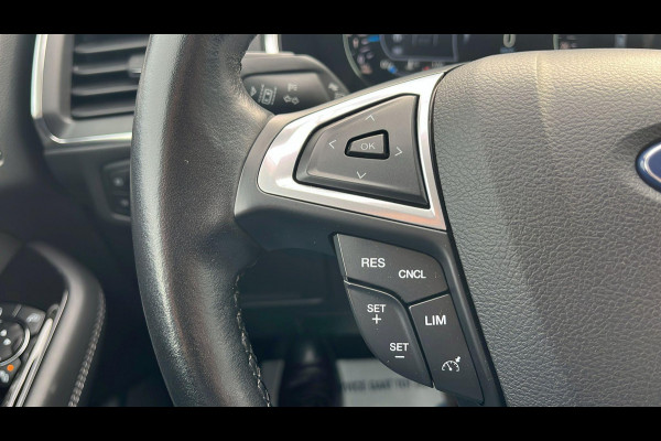 Ford S-Max 2.5 FHEV Titanium 7P 190pk | SYNC 3 Navigatie | Apple Carplay/Android Auto | 7 Persoons! | Camera Ford S-Max 2.5 FHEV Titanium 7P 190pk | SYNC 3 Navigatie | Apple Carplay/Android Auto | 7 Persoons! | Camera