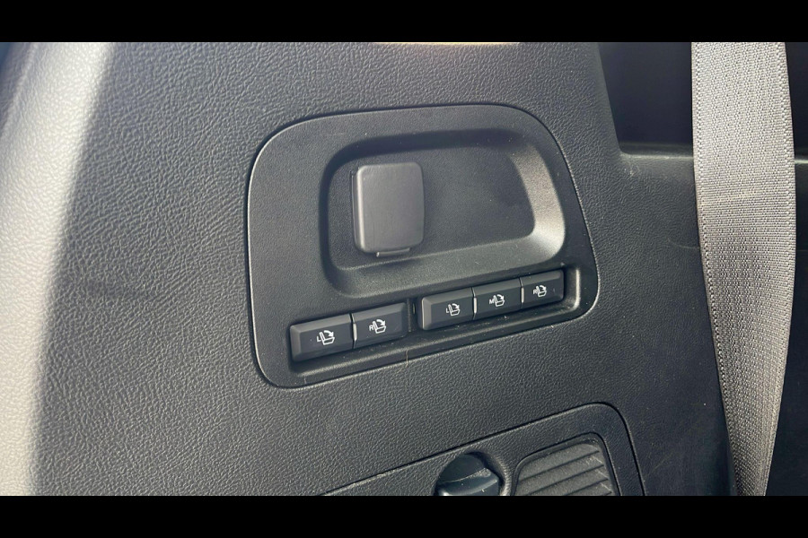 Ford S-Max 2.5 FHEV Titanium 7P 190pk | SYNC 3 Navigatie | Apple Carplay/Android Auto | 7 Persoons! | Camera Ford S-Max 2.5 FHEV Titanium 7P 190pk | SYNC 3 Navigatie | Apple Carplay/Android Auto | 7 Persoons! | Camera