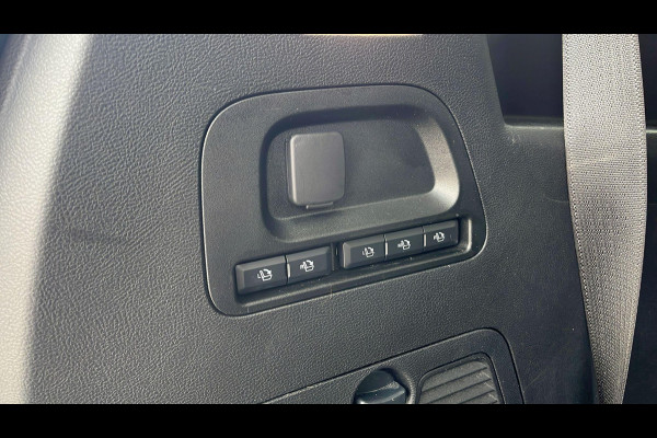 Ford S-Max 2.5 FHEV Titanium 7P 190pk | SYNC 3 Navigatie | Apple Carplay/Android Auto | 7 Persoons! | Camera Ford S-Max 2.5 FHEV Titanium 7P 190pk | SYNC 3 Navigatie | Apple Carplay/Android Auto | 7 Persoons! | Camera