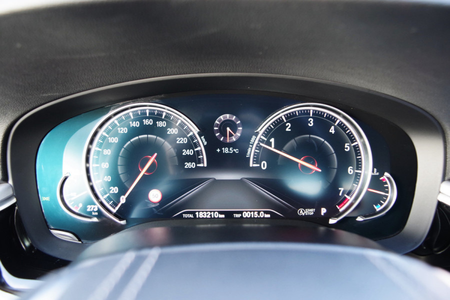 BMW 5 Serie 540i 340 PK xDrive High Executive, Trekhaak, Schuif-Kanteldak, Adap. Cruise Control, Memory BMW 5 Serie 540i 340 PK xDrive High Executive, Trekhaak, Schuif-Kanteldak, Adap. Cruise Control, Memory