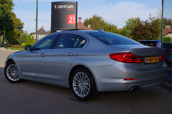 BMW 5 Serie 540i 340 PK xDrive High Executive, Trekhaak, Schuif-Kanteldak, Adap. Cruise Control, Memory BMW 5 Serie 540i 340 PK xDrive High Executive, Trekhaak, Schuif-Kanteldak, Adap. Cruise Control, Memory