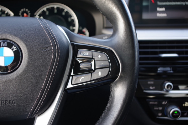 BMW 5 Serie 540i 340 PK xDrive High Executive, Trekhaak, Schuif-Kanteldak, Adap. Cruise Control, Memory BMW 5 Serie 540i 340 PK xDrive High Executive, Trekhaak, Schuif-Kanteldak, Adap. Cruise Control, Memory