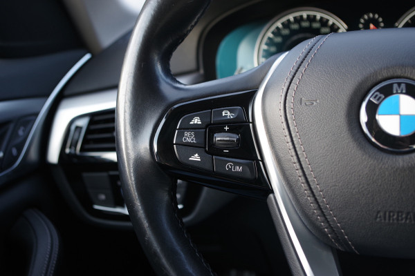 BMW 5 Serie 540i 340 PK xDrive High Executive, Trekhaak, Schuif-Kanteldak, Adap. Cruise Control, Memory BMW 5 Serie 540i 340 PK xDrive High Executive, Trekhaak, Schuif-Kanteldak, Adap. Cruise Control, Memory