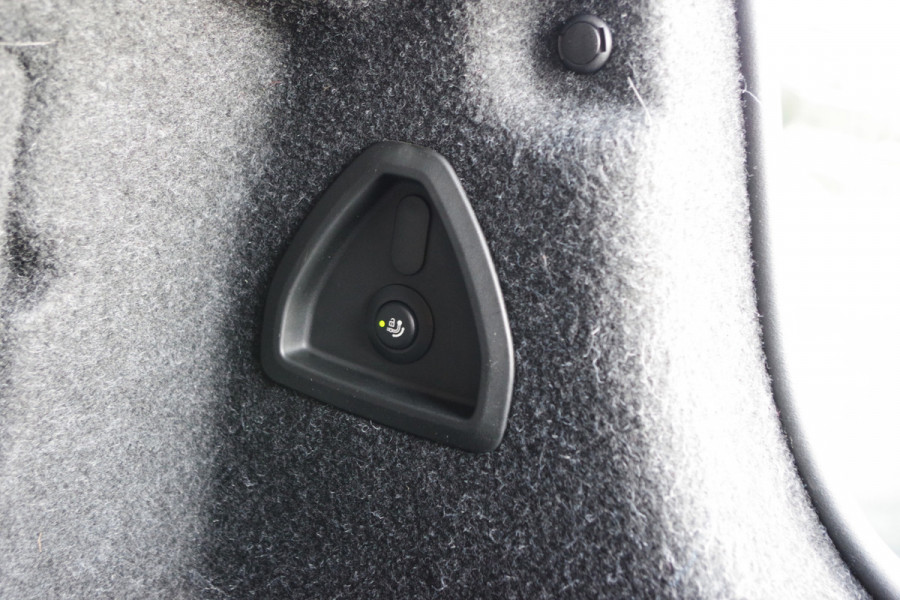 BMW 5 Serie 540i 340 PK xDrive High Executive, Trekhaak, Schuif-Kanteldak, Adap. Cruise Control, Memory BMW 5 Serie 540i 340 PK xDrive High Executive, Trekhaak, Schuif-Kanteldak, Adap. Cruise Control, Memory