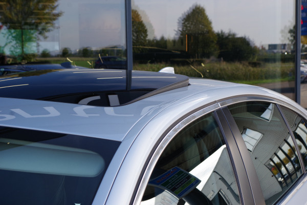 BMW 5 Serie 540i 340 PK xDrive High Executive, Trekhaak, Schuif-Kanteldak, Adap. Cruise Control, Memory BMW 5 Serie 540i 340 PK xDrive High Executive, Trekhaak, Schuif-Kanteldak, Adap. Cruise Control, Memory