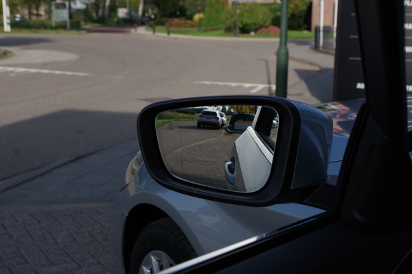 BMW 5 Serie 540i 340 PK xDrive High Executive, Trekhaak, Schuif-Kanteldak, Adap. Cruise Control, Memory BMW 5 Serie 540i 340 PK xDrive High Executive, Trekhaak, Schuif-Kanteldak, Adap. Cruise Control, Memory