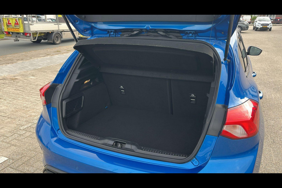 Ford Focus 1.0 EcoBoost ST Line Business 125pk Panorama dak | Achteruitrijcamera | Adaptieve Cruise | Winterpack | Full LED | B&O Audio | 18 inch velgen Ford Focus 1.0 EcoBoost ST Line Business 125pk Panorama dak | Achteruitrijcamera | Adaptieve Cruise | Winterpack | Full LED | B&O Audio | 18 inch velgen