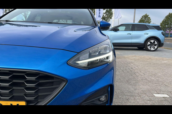 Ford Focus 1.0 EcoBoost ST Line Business 125pk Panorama dak | Achteruitrijcamera | Adaptieve Cruise | Winterpack | Full LED | B&O Audio | 18 inch velgen Ford Focus 1.0 EcoBoost ST Line Business 125pk Panorama dak | Achteruitrijcamera | Adaptieve Cruise | Winterpack | Full LED | B&O Audio | 18 inch velgen