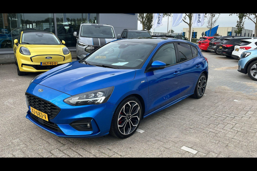 Ford Focus 1.0 EcoBoost ST Line Business 125pk Panorama dak | Achteruitrijcamera | Adaptieve Cruise | Winterpack | Full LED | B&O Audio | 18 inch velgen Ford Focus 1.0 EcoBoost ST Line Business 125pk Panorama dak | Achteruitrijcamera | Adaptieve Cruise | Winterpack | Full LED | B&O Audio | 18 inch velgen