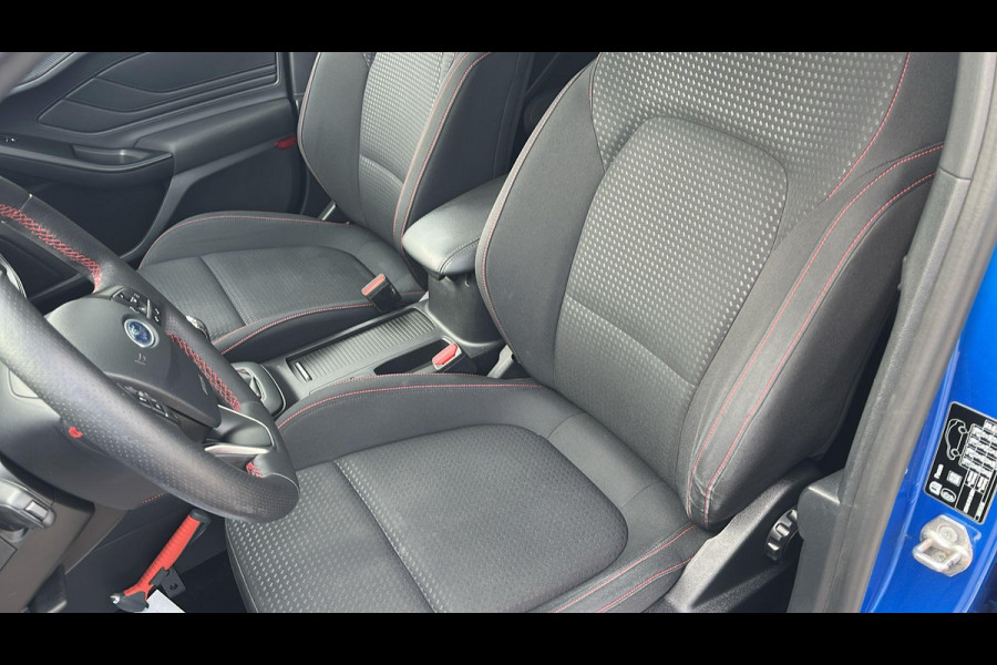 Ford Focus 1.0 EcoBoost ST Line Business 125pk Panorama dak | Achteruitrijcamera | Adaptieve Cruise | Winterpack | Full LED | B&O Audio | 18 inch velgen Ford Focus 1.0 EcoBoost ST Line Business 125pk Panorama dak | Achteruitrijcamera | Adaptieve Cruise | Winterpack | Full LED | B&O Audio | 18 inch velgen