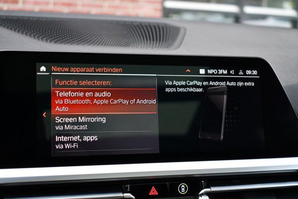 BMW 3 Serie Touring 330e M-Sport Pano HUD El-zetels laser-LED Camera