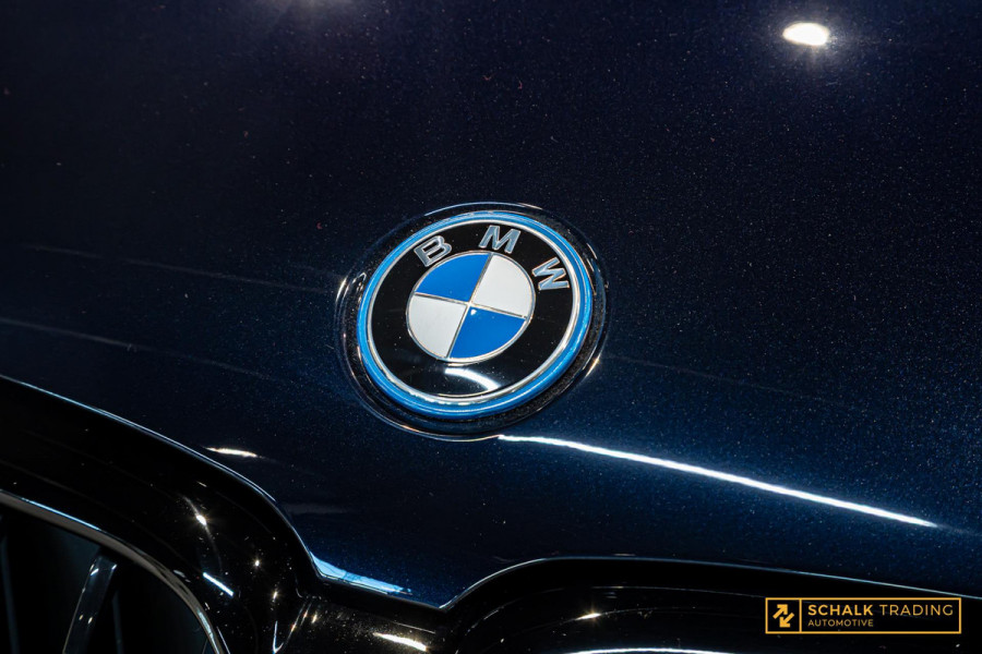 BMW 5 Serie 530e Touring|Pano|Laser|Trekhaak|HUD|E-stoel|Ful