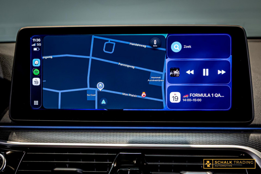 BMW 5 Serie 530e Touring|Pano|Laser|Trekhaak|HUD|E-stoel|Ful