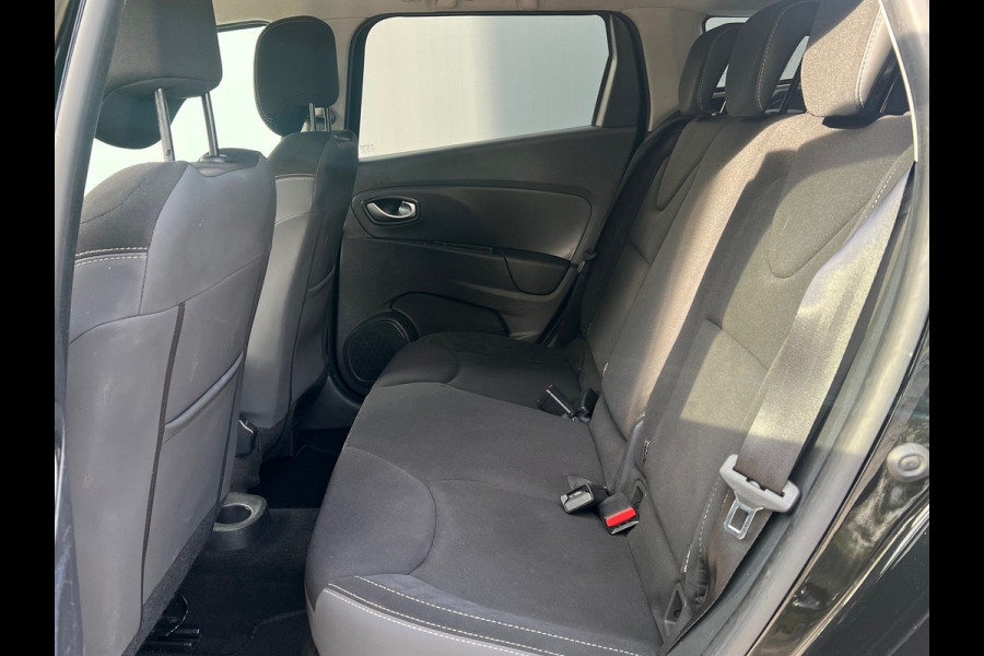 Renault Clio BWJ 11-2018 | 0.9 TCe 90PK Limited | TREKHAAK | NAVI | AIRCO | PDC | LICHTMETAAL | PRIVACY GLASS | CRUISE