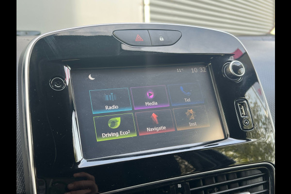 Renault Clio BWJ 11-2018 | 0.9 TCe 90PK Limited | TREKHAAK | NAVI | AIRCO | PDC | LICHTMETAAL | PRIVACY GLASS | CRUISE