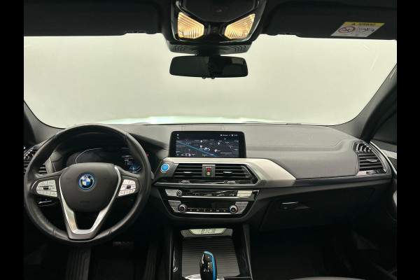 BMW iX3 Executive 80 kWh SOH 97,07% Pano/dak Leder Apple/Carplay BMW iX3 Executive 80 kWh SOH 97,07% Pano/dak Leder Apple/Carplay