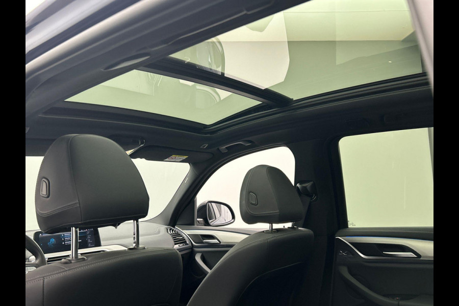 BMW iX3 Executive 80 kWh SOH 97,07% Pano/dak Leder Apple/Carplay BMW iX3 Executive 80 kWh SOH 97,07% Pano/dak Leder Apple/Carplay