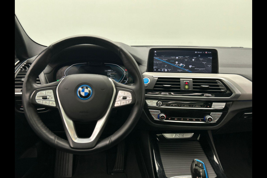 BMW iX3 Executive 80 kWh SOH 97,07% Pano/dak Leder Apple/Carplay BMW iX3 Executive 80 kWh SOH 97,07% Pano/dak Leder Apple/Carplay