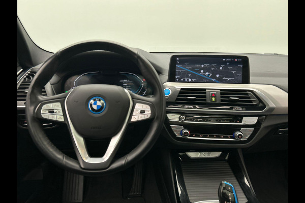 BMW iX3 Executive 80 kWh SOH 97,07% Pano/dak Leder Apple/Carplay BMW iX3 Executive 80 kWh SOH 97,07% Pano/dak Leder Apple/Carplay
