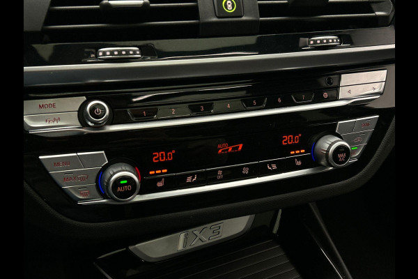 BMW iX3 Executive 80 kWh SOH 97,07% Pano/dak Leder Apple/Carplay BMW iX3 Executive 80 kWh SOH 97,07% Pano/dak Leder Apple/Carplay